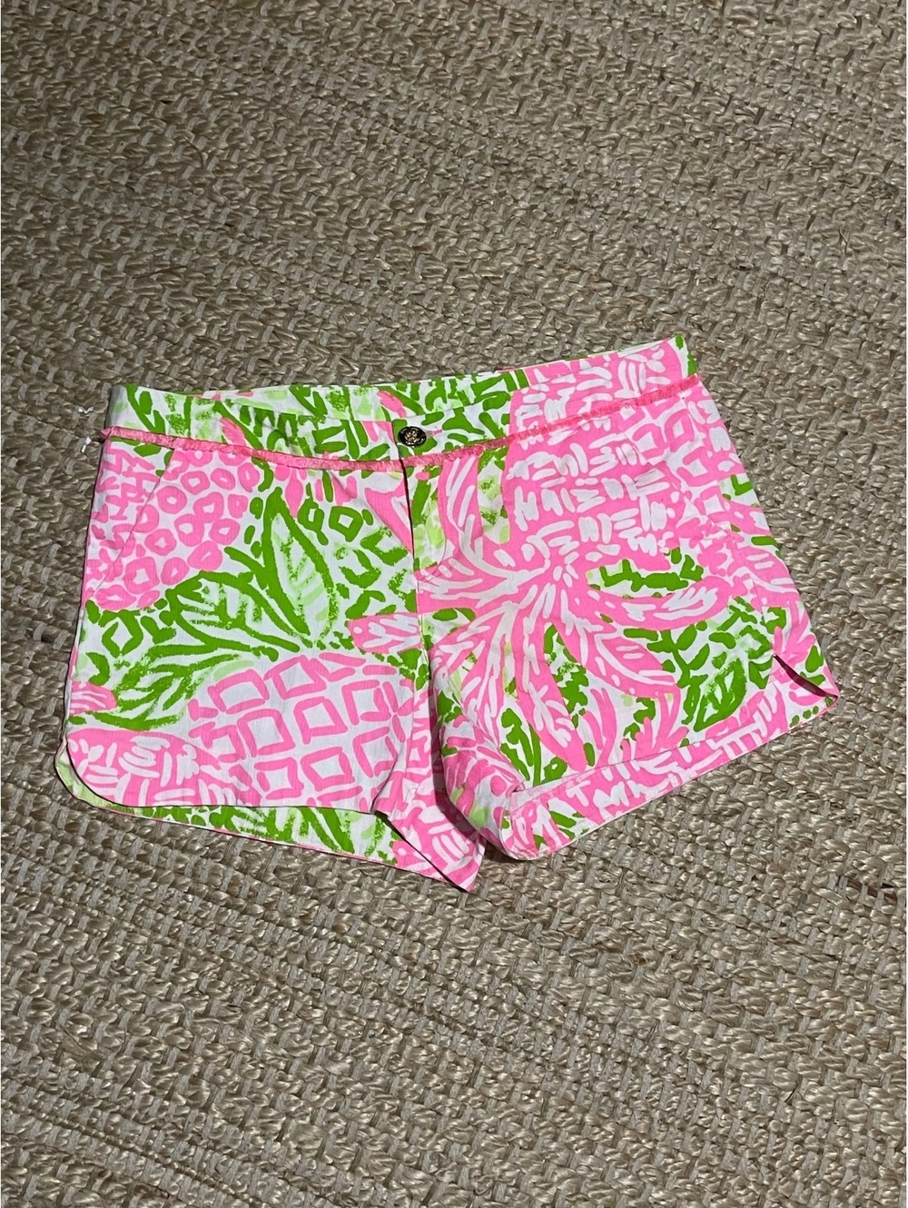 Lilly Pulitzer Size 6 Printed Shorts